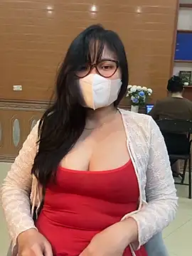 hide_from_colleagues's cam snapshot