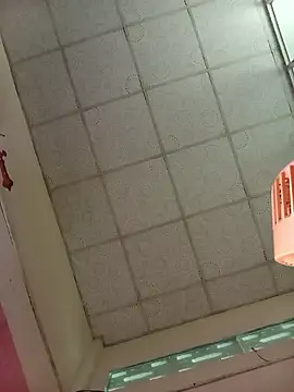 Lin-kute98 live sex cam