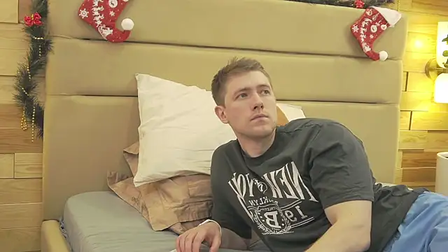 EthanPinkman live sex cam