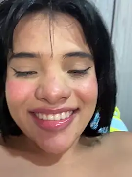 Ada_sienn live sex cam