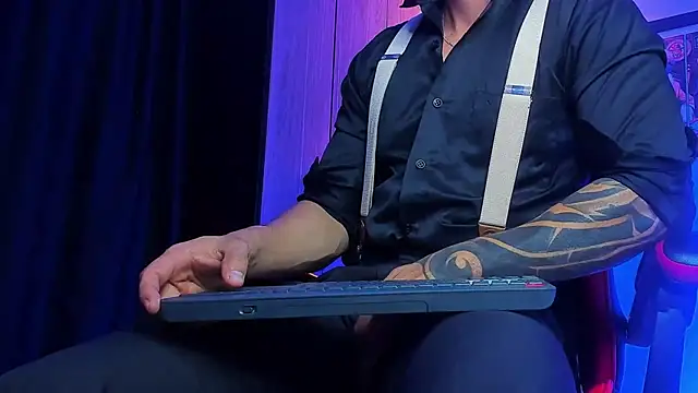 ALPHA_DOMINUS_ live sex cam