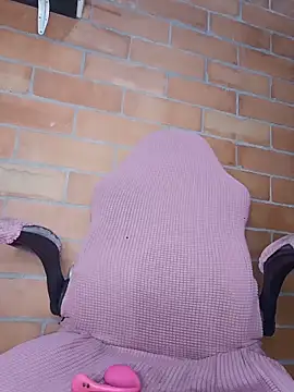 CinnamonCookiez's cam snapshot