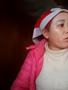 dakota-kis's cam snapshot