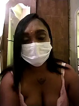 Dharshini98's cam snapshot