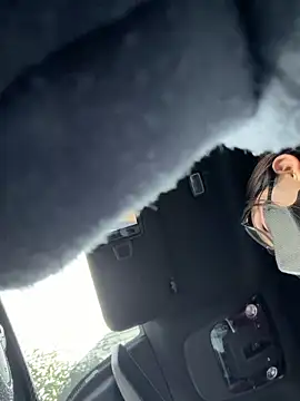 Linh_2004 live sex cam