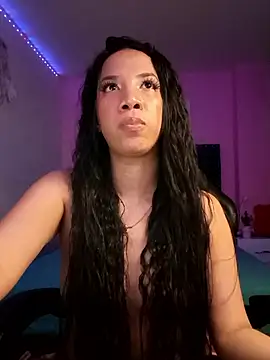 SallyWhitee's cam snapshot