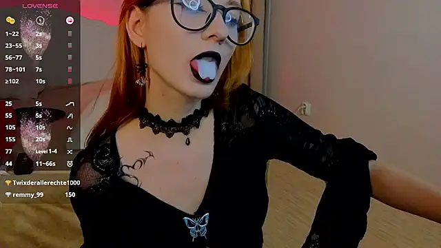 WICKEDEMBER's cam snapshot