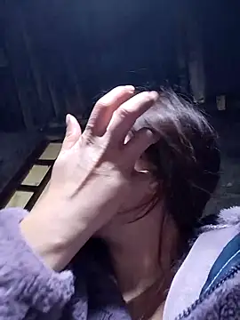 Lolomty's cam snapshot