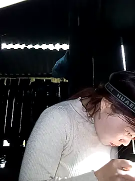 EllyBaby20's cam snapshot