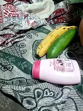 Priya_Bong's cam snapshot