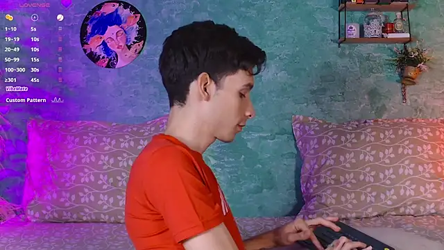 VicenteFerrer live sex cam