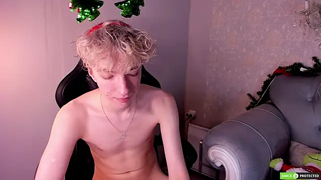 TrevorBenson live sex cam