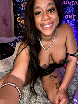 Tikalalin live sex cam
