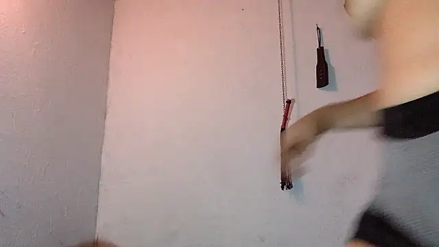 indomitaFox's cam snapshot