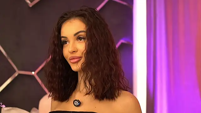 LilaRoses's cam snapshot