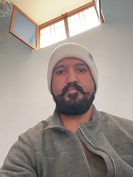 milf_banger121's cam snapshot