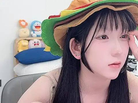 lnua-lnua's cam snapshot