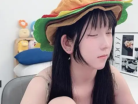 lnua-lnua live sex cam