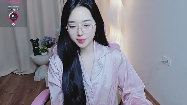 Miu-999 live sex cam