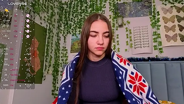 Fit_Brunette_'s cam snapshot