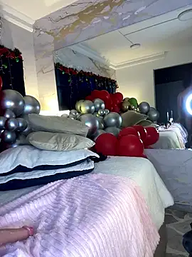 loladupont's cam snapshot