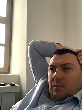 Mike8523 live sex cam