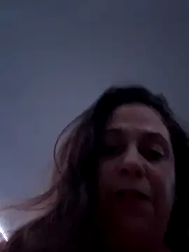 PrettyKittyMia live sex cam