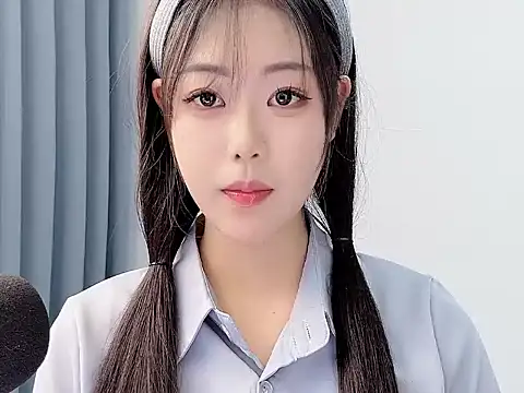 smalldaisy live sex cam