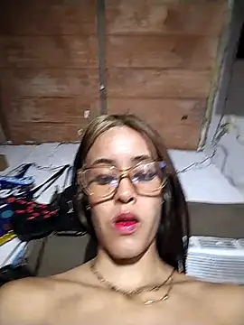 The-quee22's cam snapshot