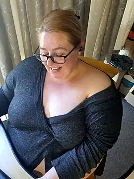 Iceprincess2bad4u live sex cam