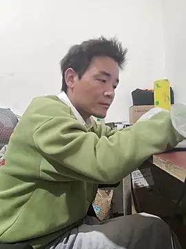 kisstoyousoon2024 live sex cam