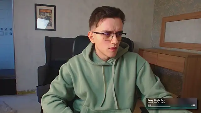 FelixStarkk live sex cam