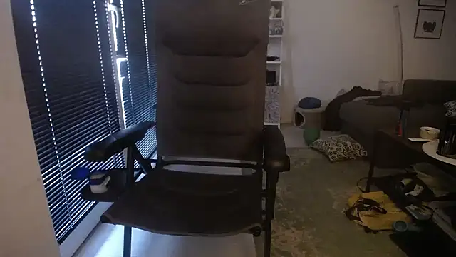 P4RtYBOII92 live sex cam