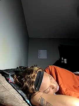 tweetbad's cam snapshot