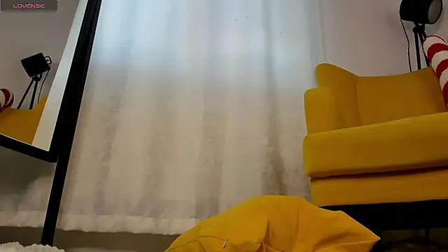 miissblonde's cam snapshot