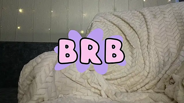 Emily__Mooree's cam snapshot