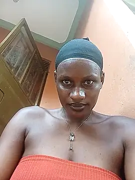 Nasty-Linda's cam snapshot