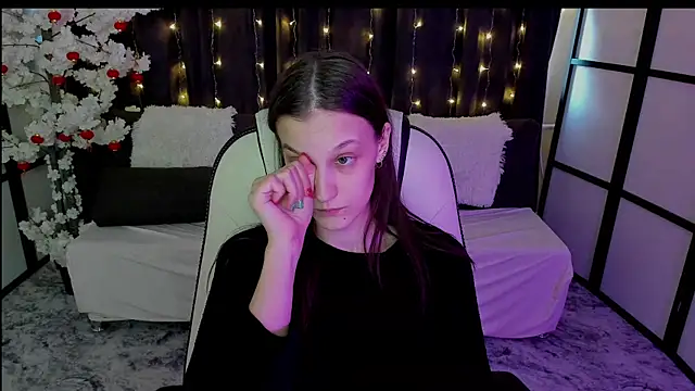 KrisDoeil's cam snapshot