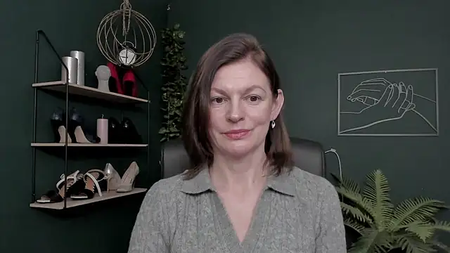 VivianWILD live sex cam