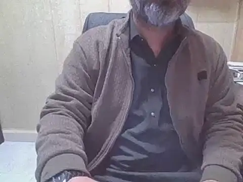 hairymaster95's cam snapshot