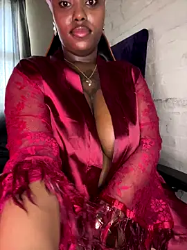 QUEEN_NOBUHLE_777 live sex cam