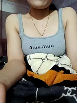 LucyyLy's cam snapshot