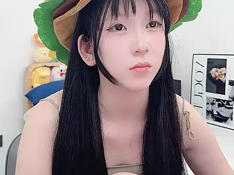 lnua-lnua's cam snapshot