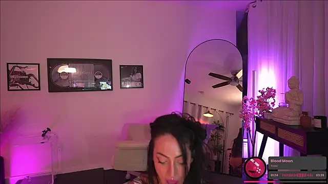 TheAda_Lovelace's cam snapshot