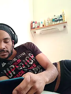 Mikaaa97 live sex cam