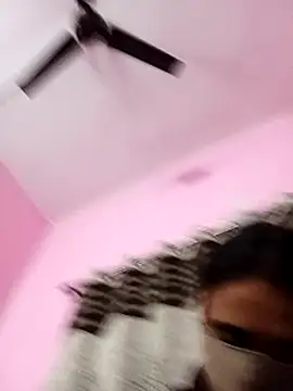 Gullapi live sex cam