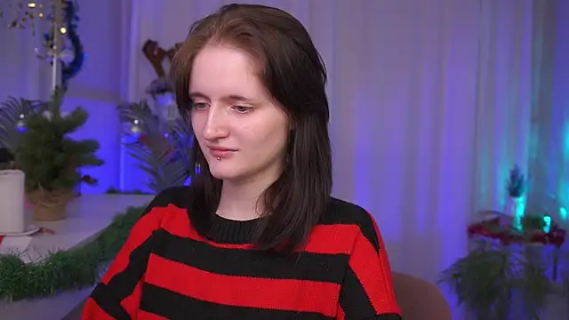 EffieLilium live sex cam