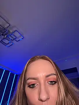 LunaAlya live sex cam