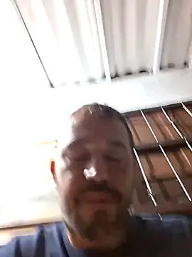 Johnnyhotlatmale live sex cam