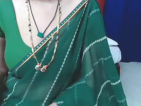 sunitha-3's cam snapshot